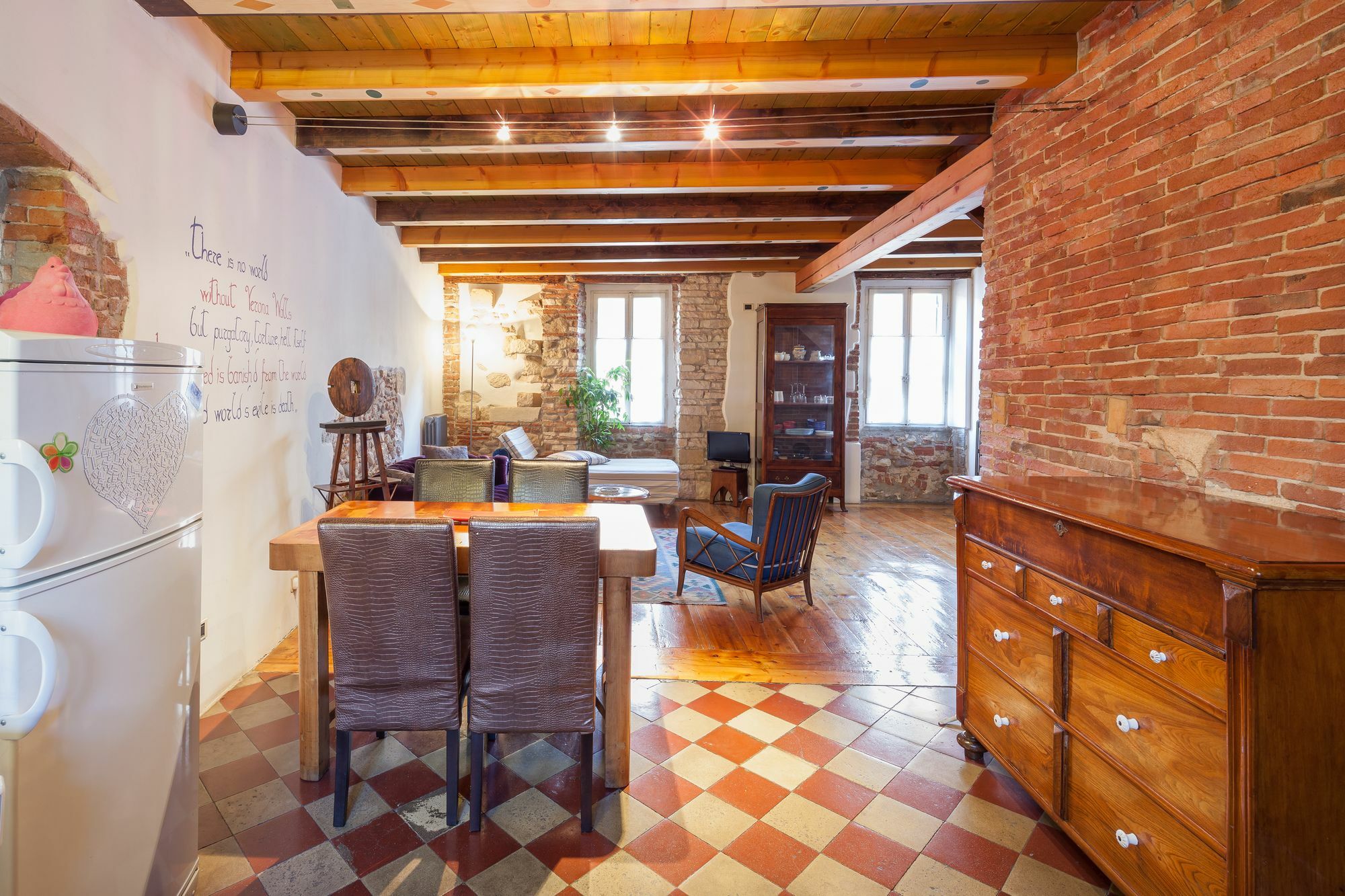 Verona Walls エクステリア 写真